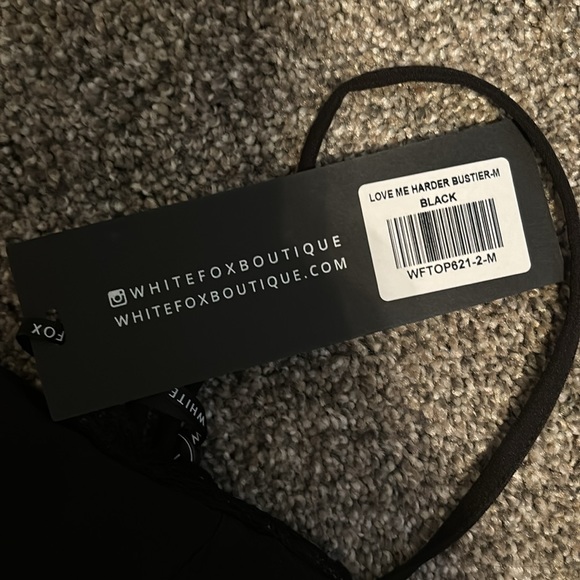 White Fox black corset top - Picture 4 of 4